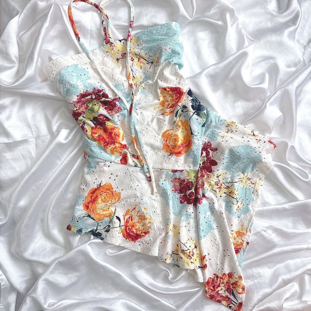 Venus Floral Eyelet Halter Top Handkerchief Hem XL